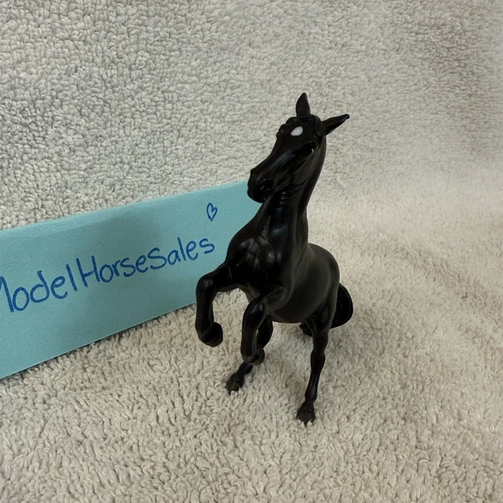 Breyerfest Exclusive Stablemate Model horse - Picture 4 of 4